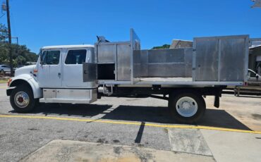 International-4900-diesel-1992-white-15