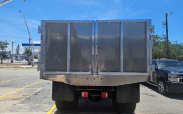 International-4900-diesel-1992-white-3