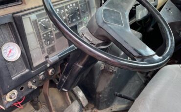 International-4900-diesel-1995-3