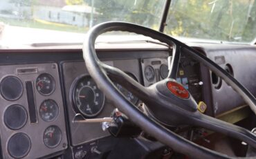 International-9300-diesel-1989-11