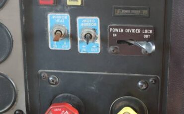 International-9300-diesel-1989-14