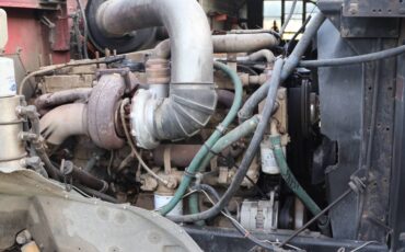 International-9300-diesel-1989-19