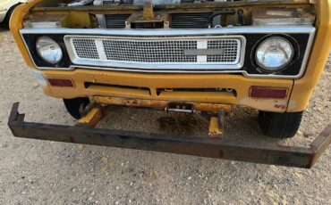 International-Harvester-1210-1972-Standard-Cab-Pickup-2
