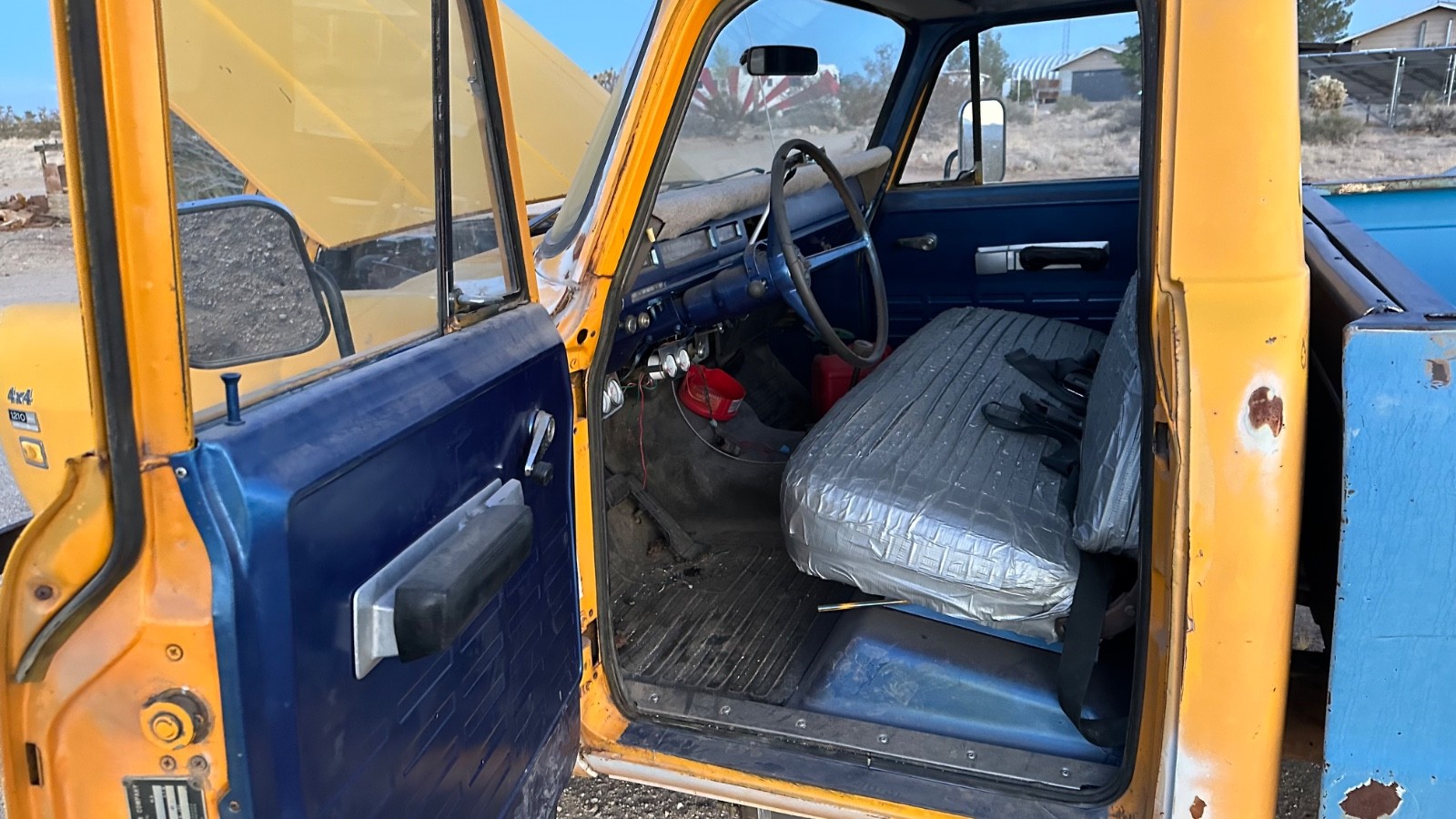 International-Harvester-1210-1972-Standard-Cab-Pickup-4