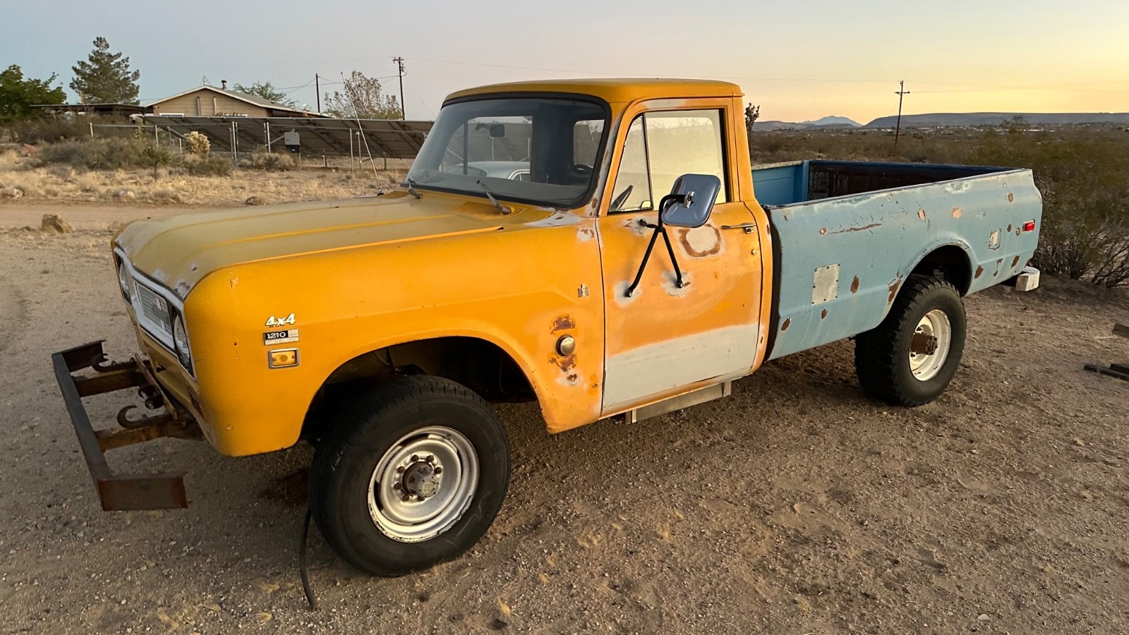 International-Harvester-1210-1972-Standard-Cab-Pickup