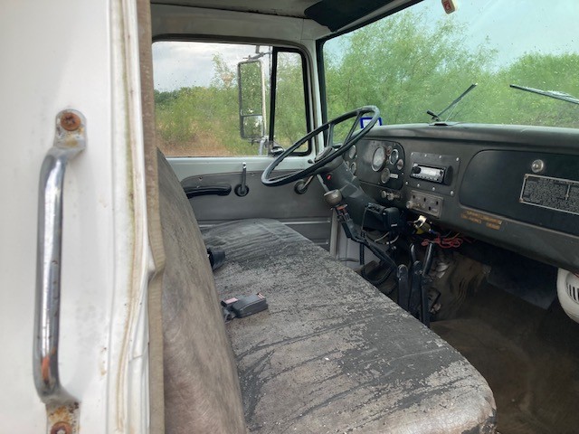 International-Harvester-1600-1969-1