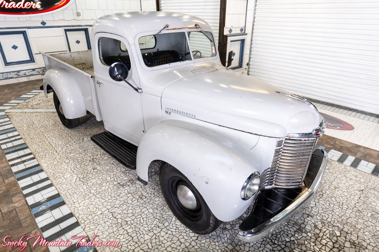 International-Harvester-KB-2-1949-11