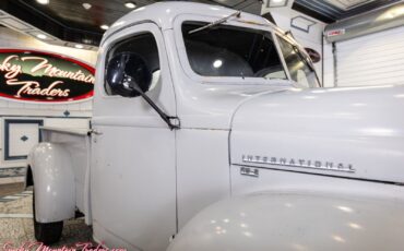 International-Harvester-KB-2-1949-13