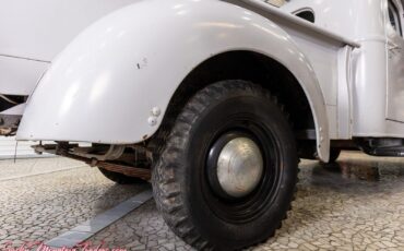 International-Harvester-KB-2-1949-21