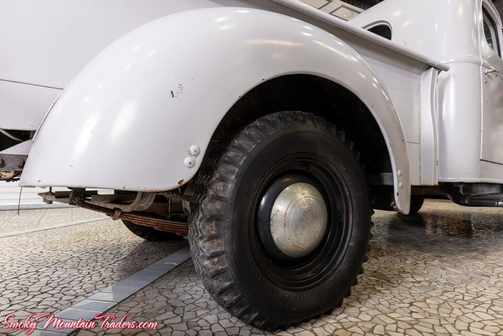 International-Harvester-KB-2-1949-21