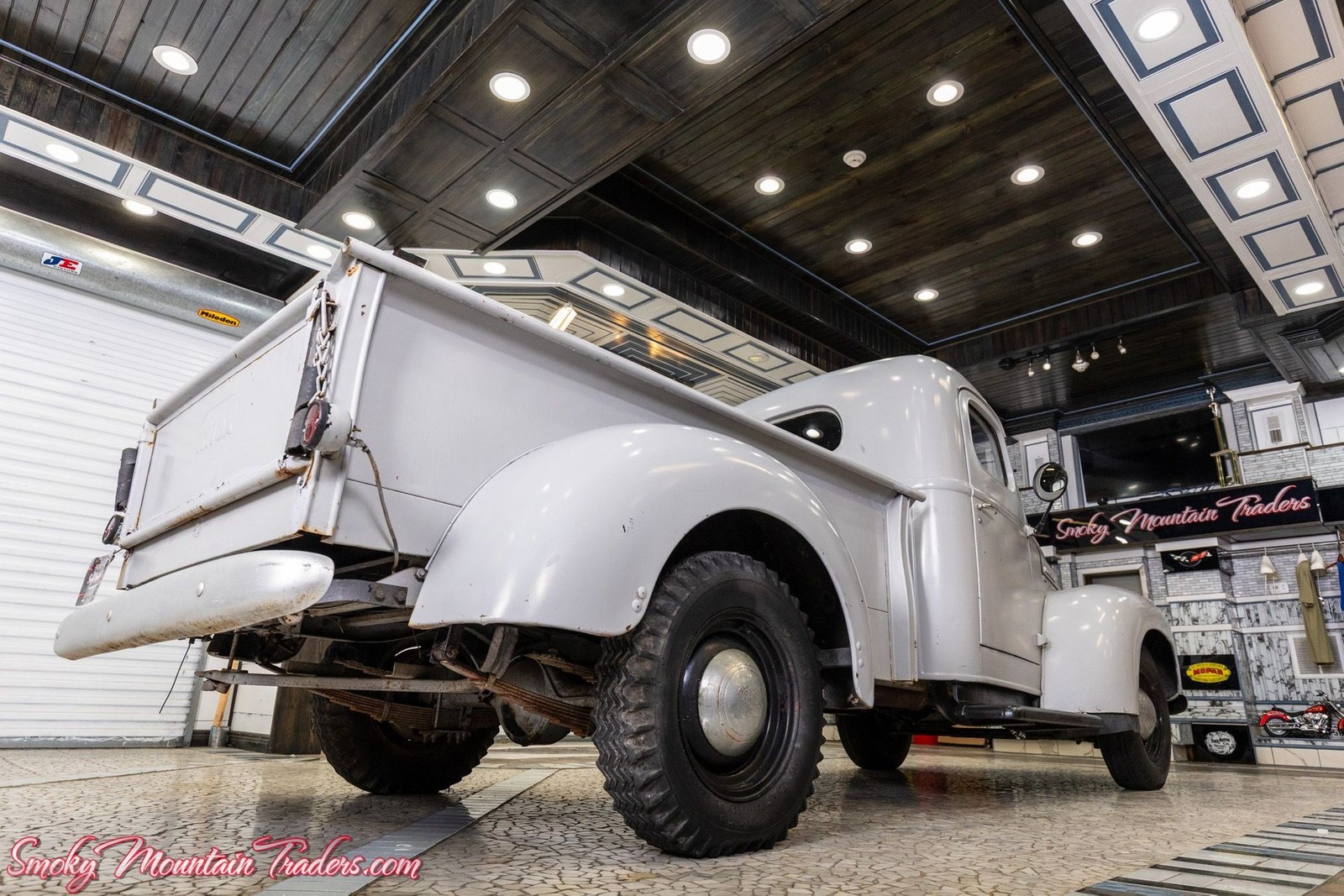 International-Harvester-KB-2-1949-22