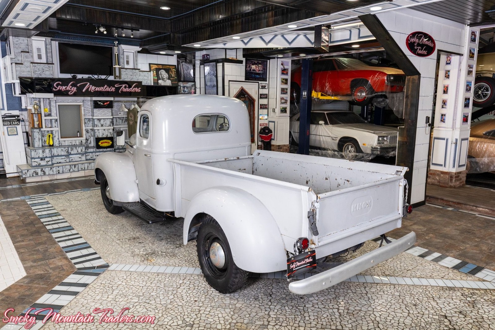 International-Harvester-KB-2-1949-26