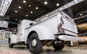 International-Harvester-KB-2-1949-31