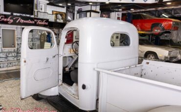 International-Harvester-KB-2-1949-33