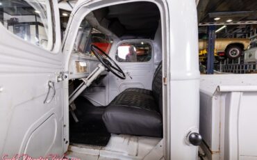 International-Harvester-KB-2-1949-35