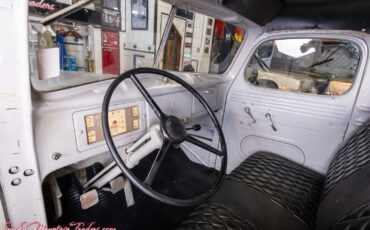 International-Harvester-KB-2-1949-36