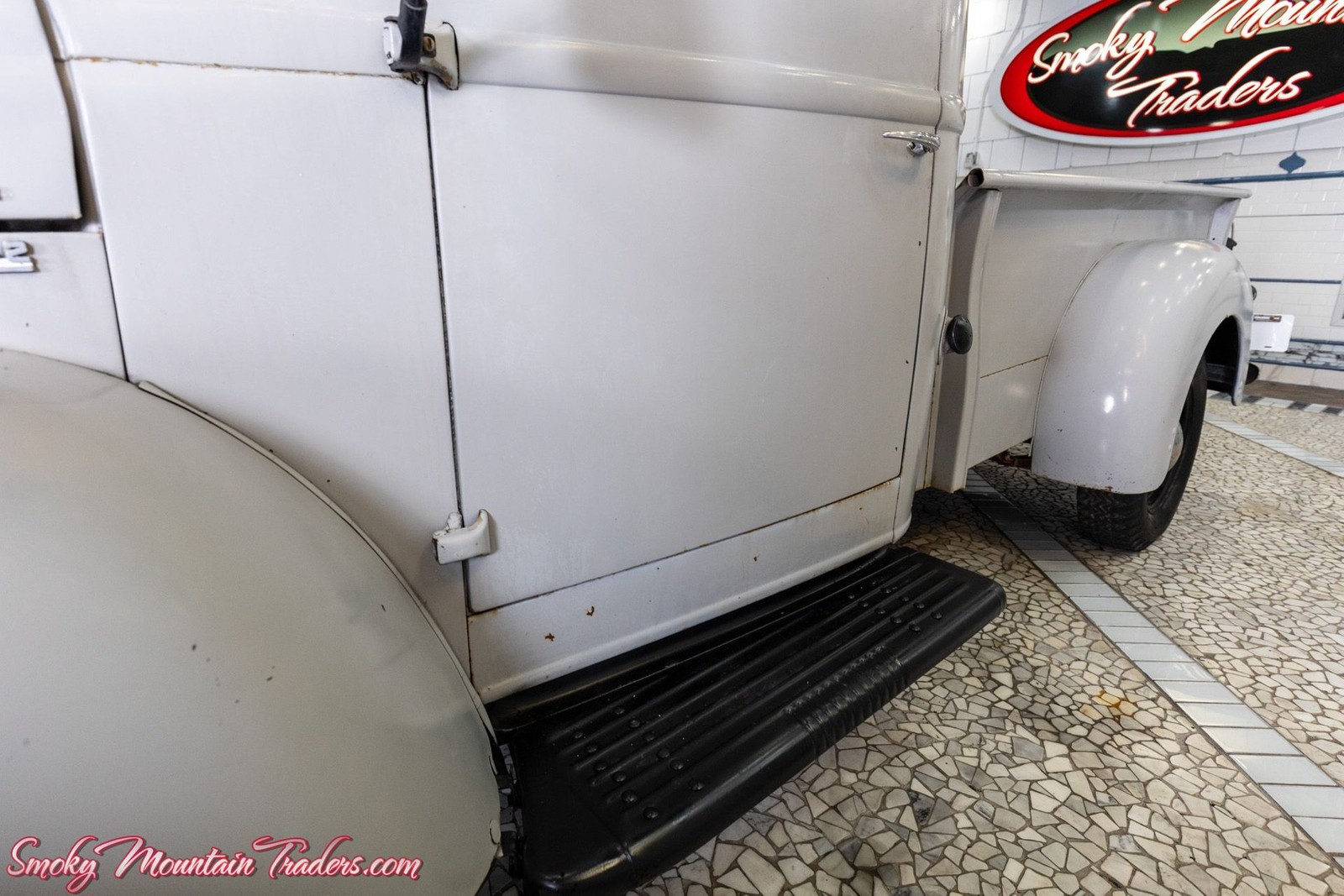International-Harvester-KB-2-1949-4