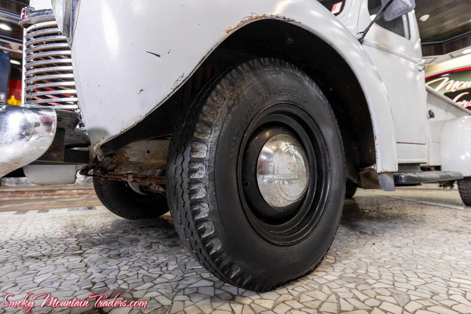 International-Harvester-KB-2-1949-5