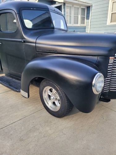 International-Kb1-1947-Black-4