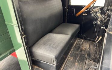 International-Other-1930-Green-Black-42