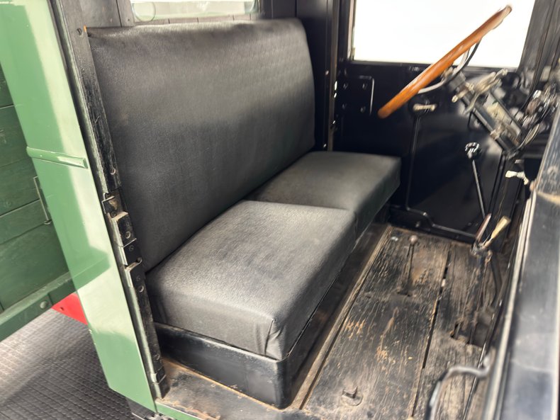 International-Other-1930-Green-Black-42