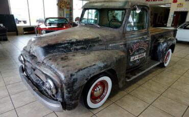 International-R-120-1955-Classic-Car-2