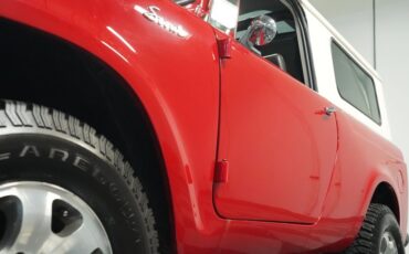 International-Scout-1962-Red-Gray-33