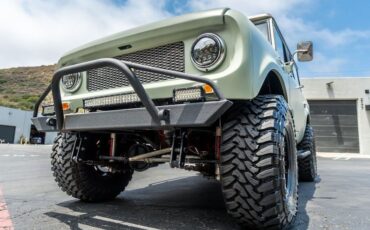 International-Scout-1963-Glen-Green-Tan-25