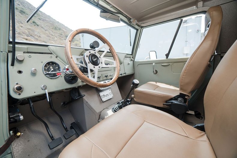 International-Scout-1963-Glen-Green-Tan-7
