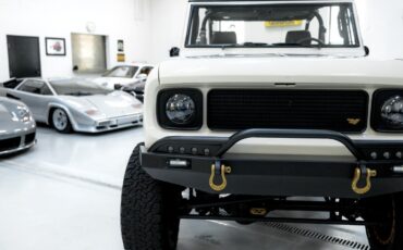 International-Scout-1967-SUV-14