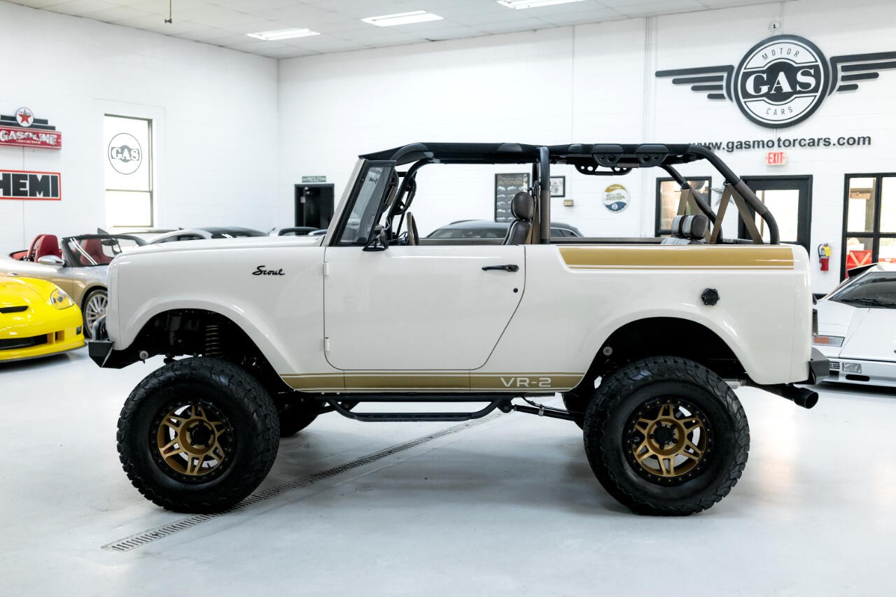 International-Scout-1967-SUV-5