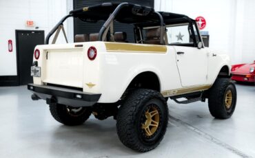 International-Scout-1967-SUV-8