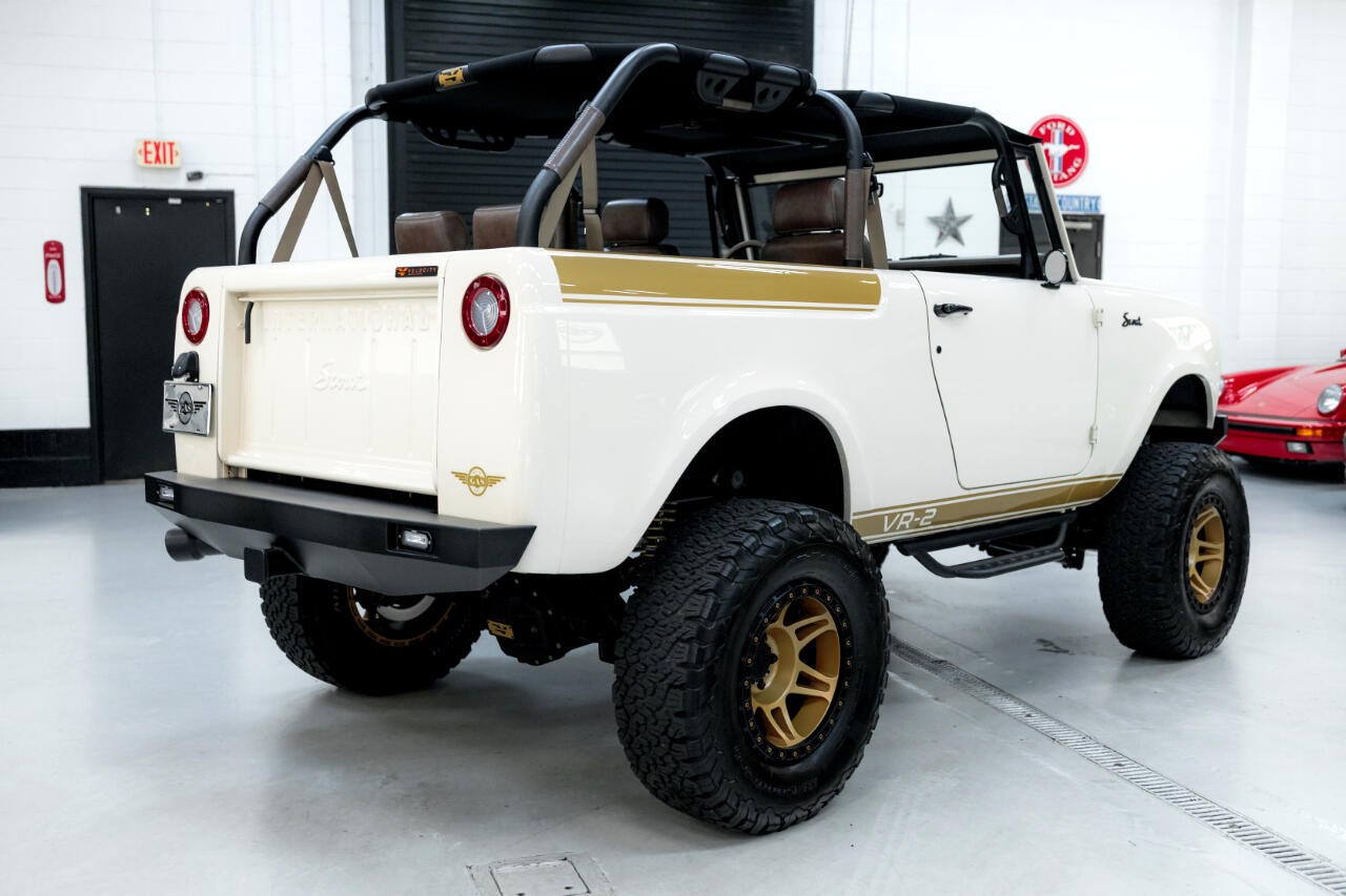 International-Scout-1967-SUV-8