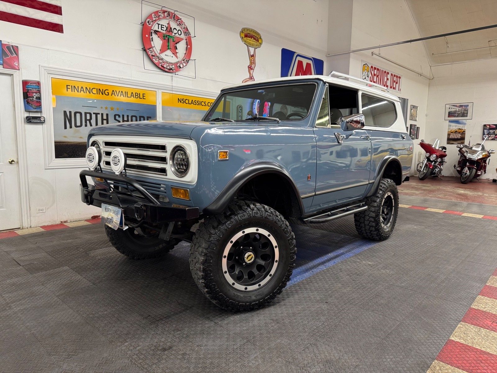 International-Scout-2-1971-2-Door-1