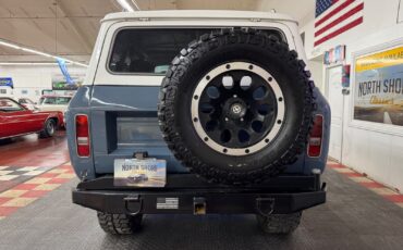 International-Scout-2-1971-2-Door-12