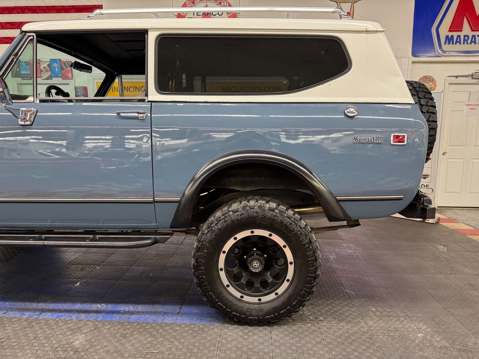International-Scout-2-1971-2-Door-16