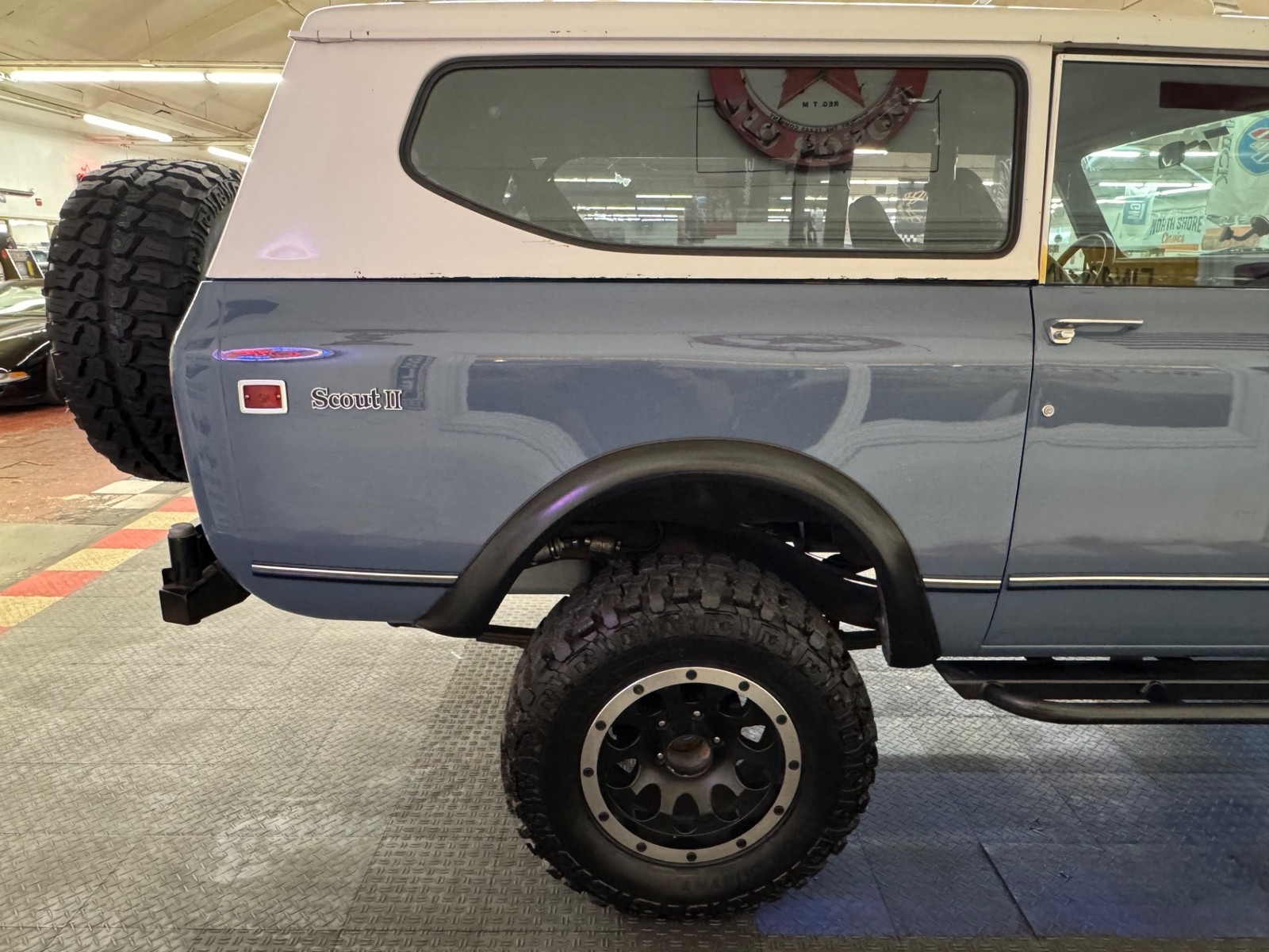 International-Scout-2-1971-2-Door-21