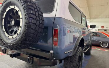 International-Scout-2-1971-2-Door-25