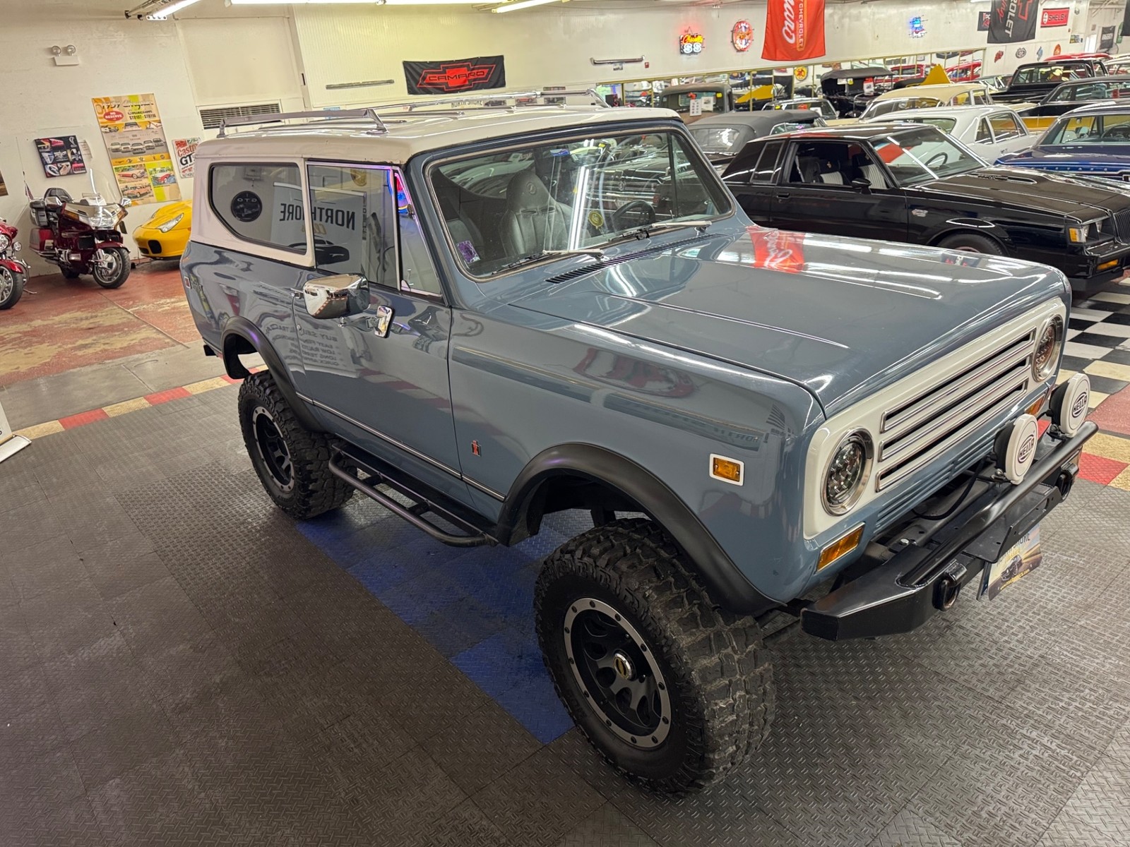 International-Scout-2-1971-2-Door-29