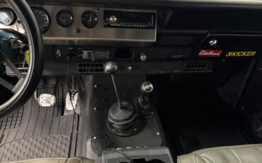 International-Scout-2-1971-2-Door-35