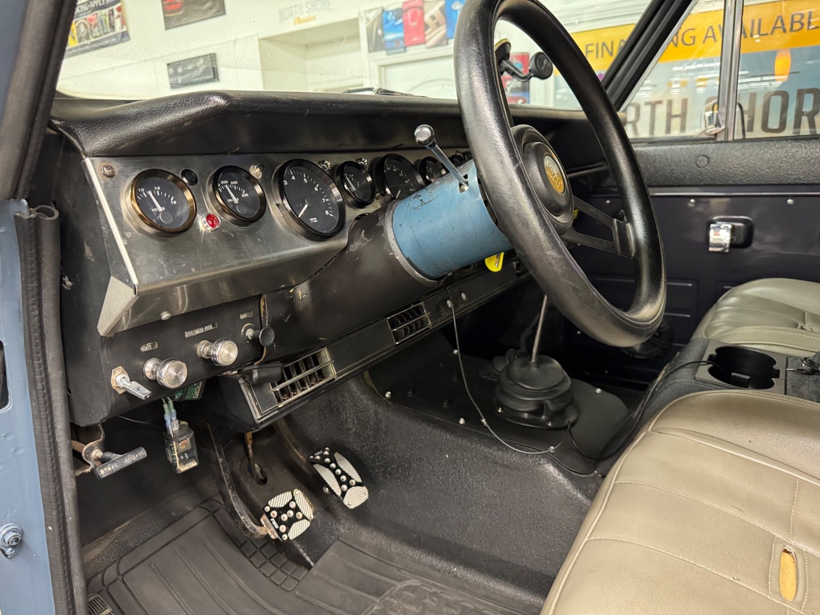 International-Scout-2-1971-2-Door-36