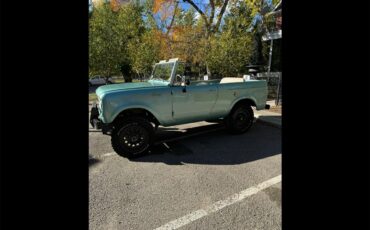 International-Scout-800-1967-Sea-Foam-Green-Tan-Leather-1
