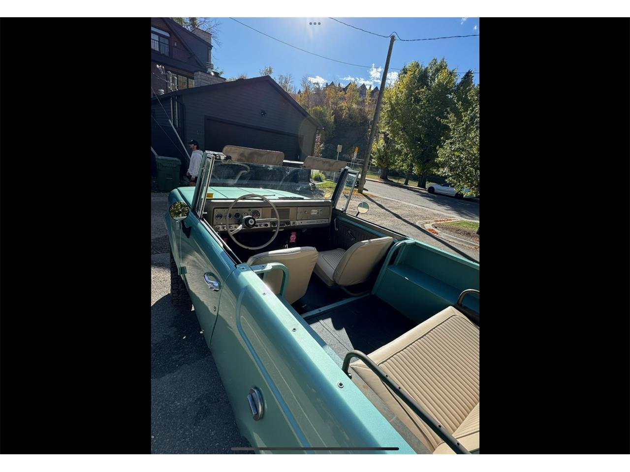International-Scout-800-1967-Sea-Foam-Green-Tan-Leather-10