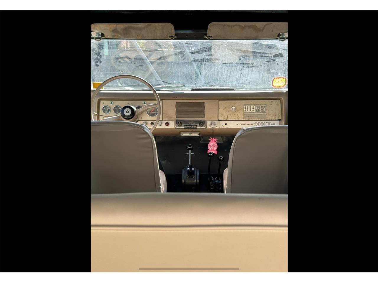 International-Scout-800-1967-Sea-Foam-Green-Tan-Leather-11