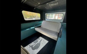 International-Scout-800-1967-Sea-Foam-Green-Tan-Leather-6