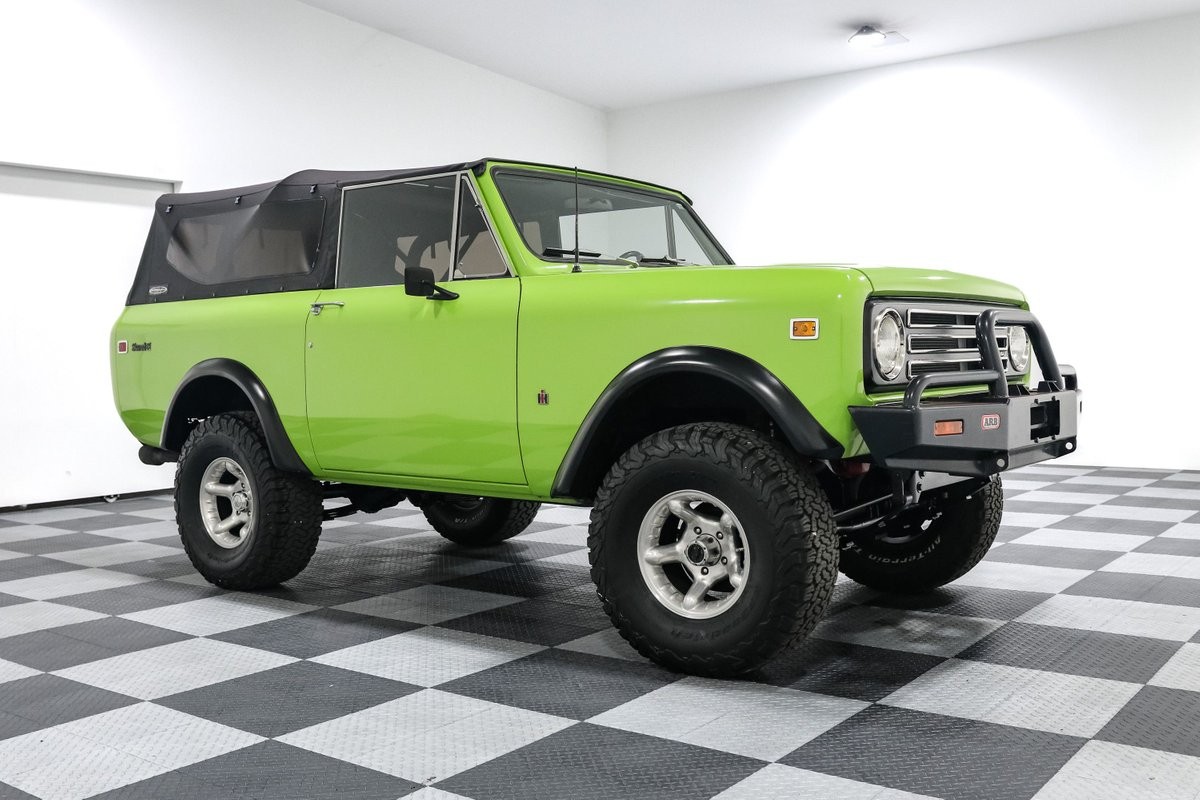 International-Scout-II-1972-SUV