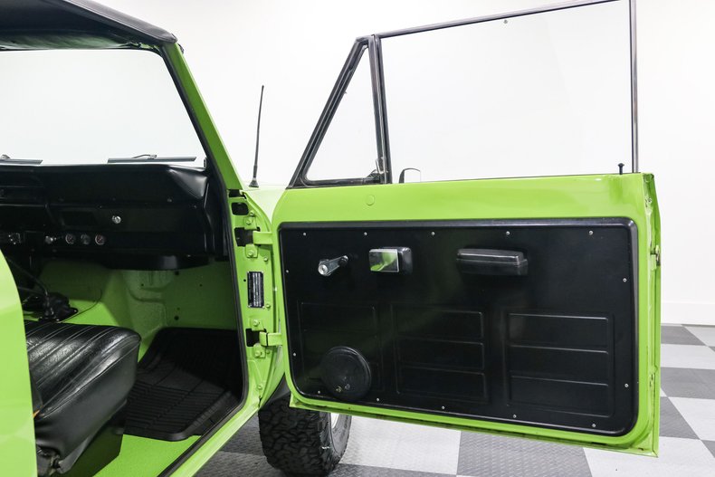 International-Scout-ii-1972-Green-BLACK-13