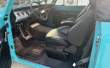 International-Scout-ii-1980-Turquoise-Black-13