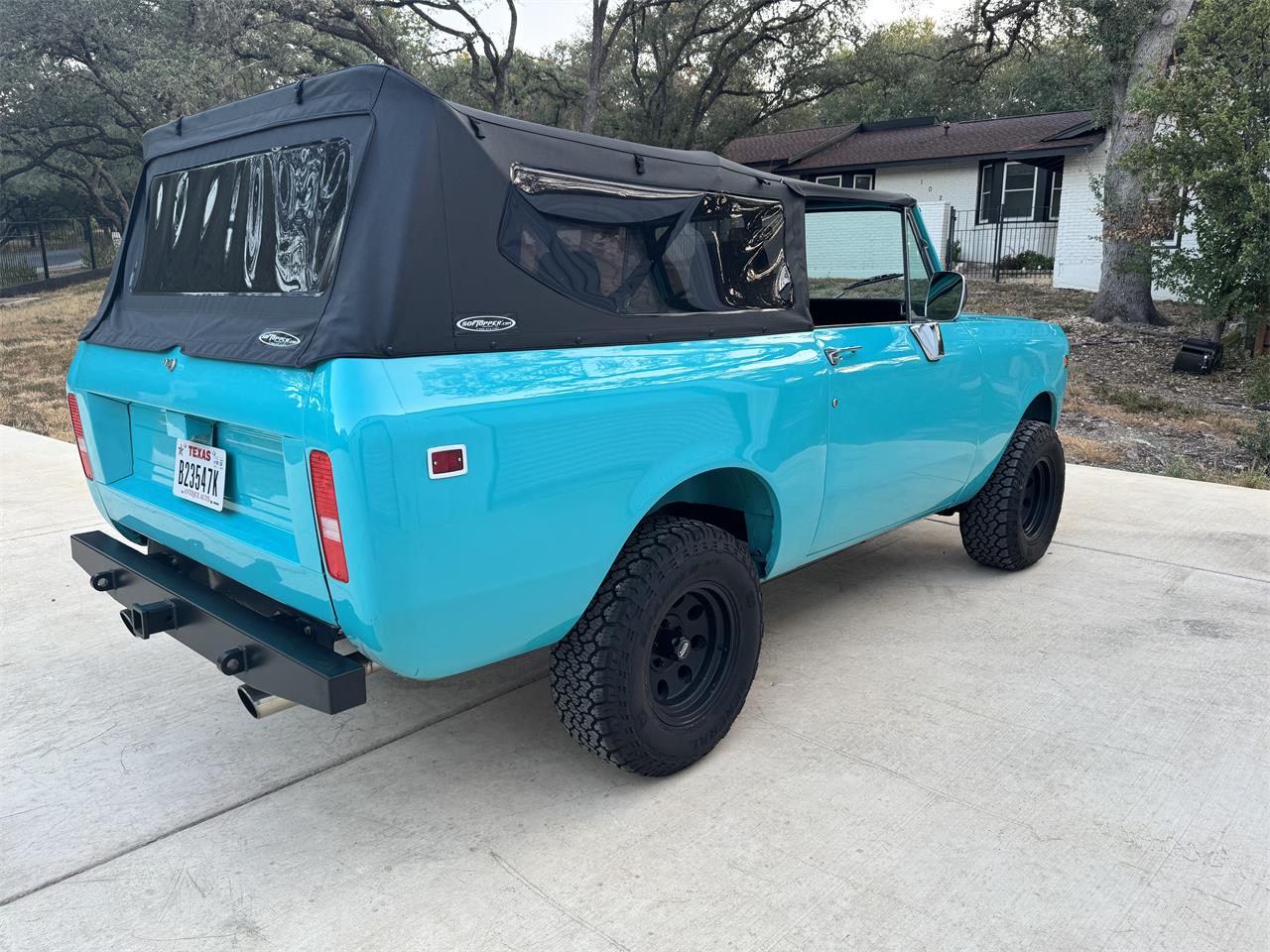 International-Scout-ii-1980-Turquoise-Black-7