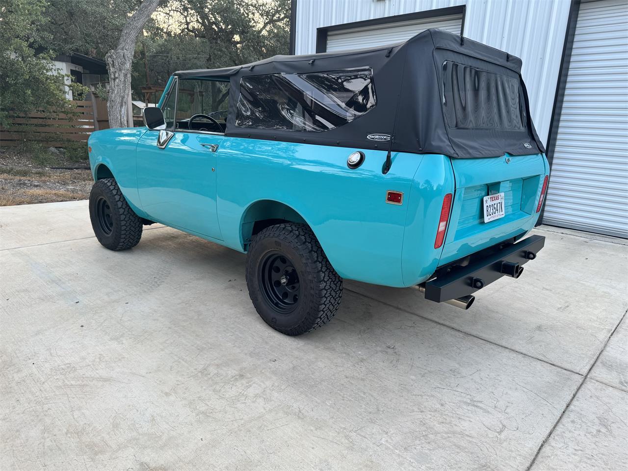 International-Scout-ii-1980-Turquoise-Black-9